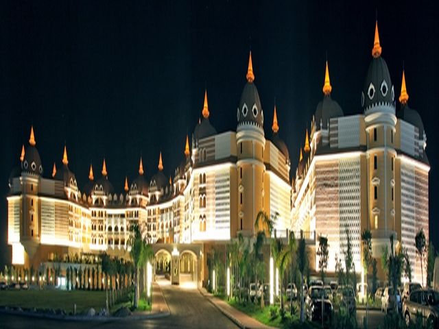 ROYAL ALHAMBRA PALACE HOTEL