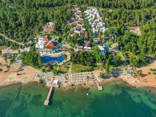 AURUM EXCLUSIVE CLUB