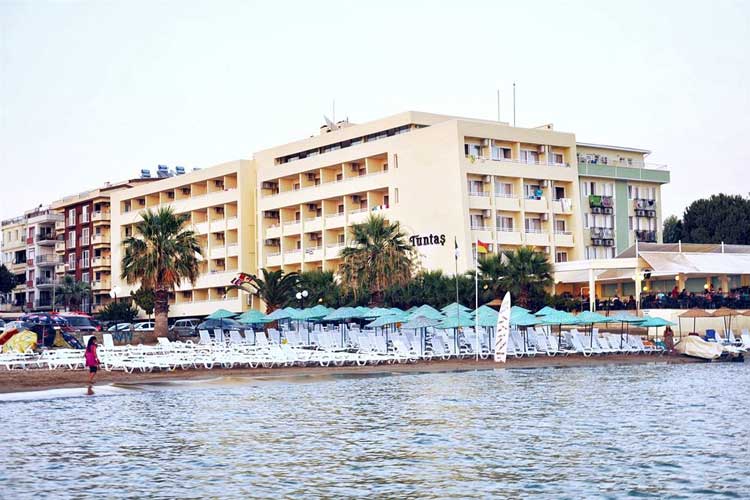 TUNTAS BEACH HOTEL